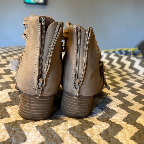 Jeffrey Campbell booties - Picture 4 of 6